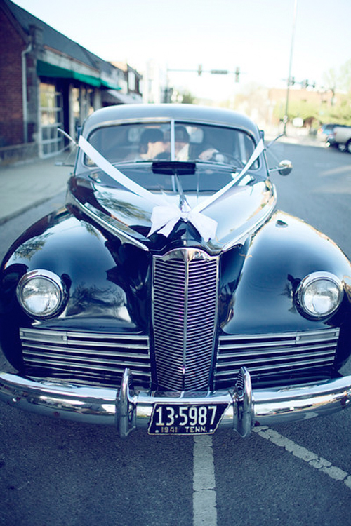 vintage nashville wedding car