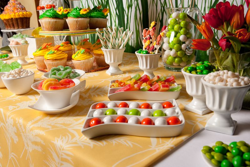 nashville_candy_bar_cupcakes_chefs_market