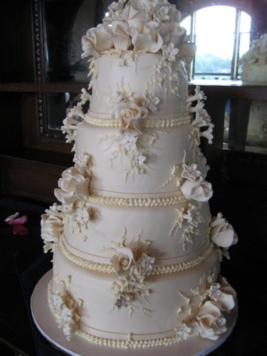 Signature Cakes by Vicki - White Sugar Flowers