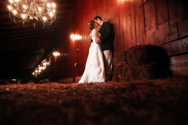 barn wedding cedarwood tennessee