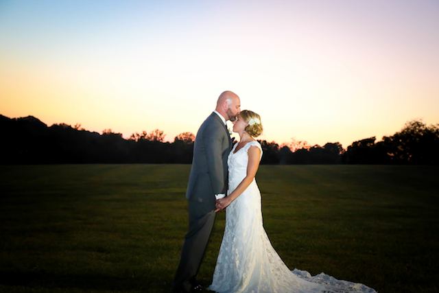 outdoor tennessee wedding, genys bridal gowns, genys florals