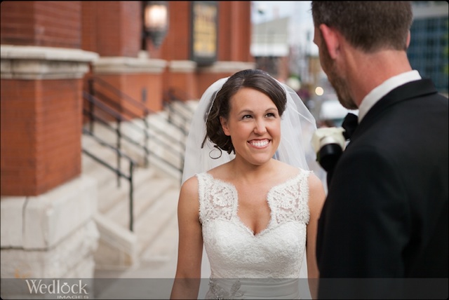 first look downtown nashville wedding