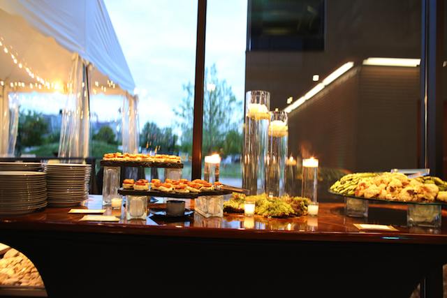 sleek, rooftop downtown wedding nashville