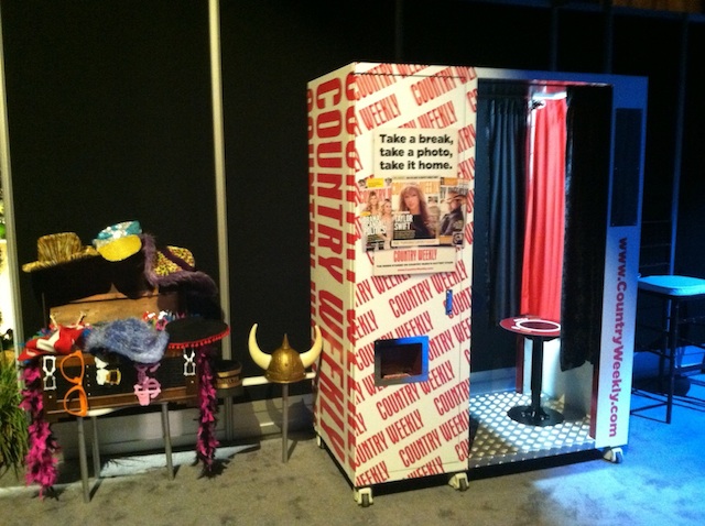 country weekly, celebrity wedding nashville, photo booth ideas, nashville 