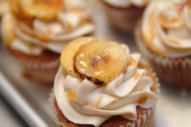 best wedding cake the cupcake collection anniversary nashville banana