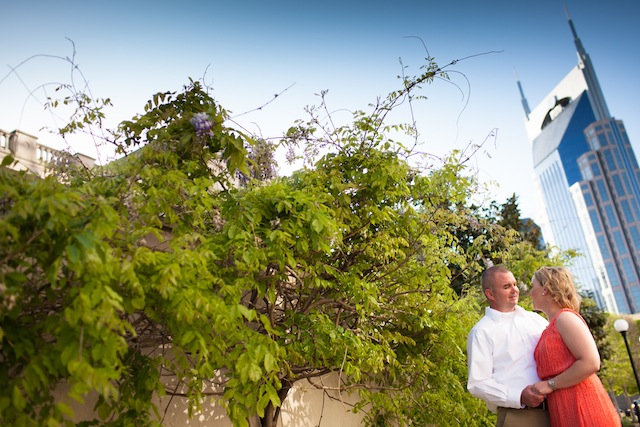 downtown engagement photos nashville by donald yeager