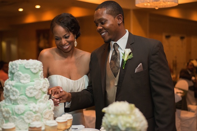 earthy, classic, nashville wedding, nashville city club, african american bride, classic, organic