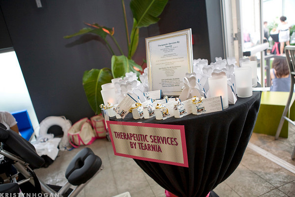 wedding-signs-nashville-pink