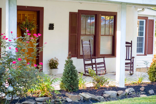 Cajun-Lake-guest-house-wedding-venue-west-TN-nashville