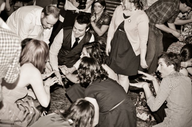 nashville wedding, cupcakes, american, vintage, DIY, reception, dancing