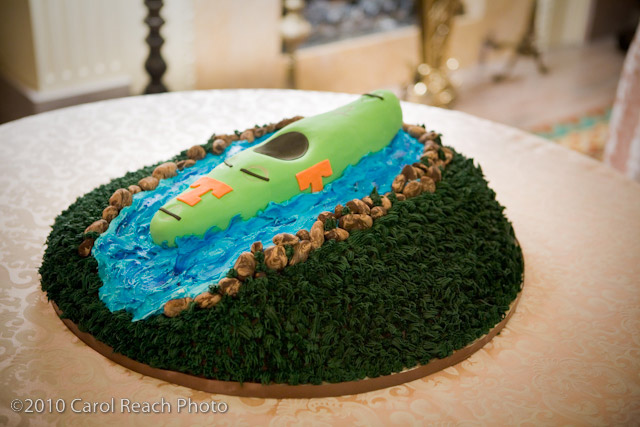 Bake-Shoppe-Nashville-University-Tennessee-UT-theme-grooms-cake