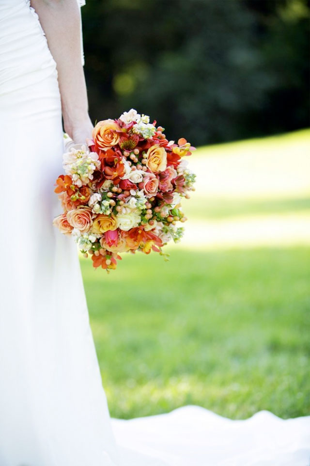 Cedarwood-Event-fall-wedding-flowers