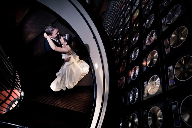 nashville wedding, country music hall of fame, bride, groom