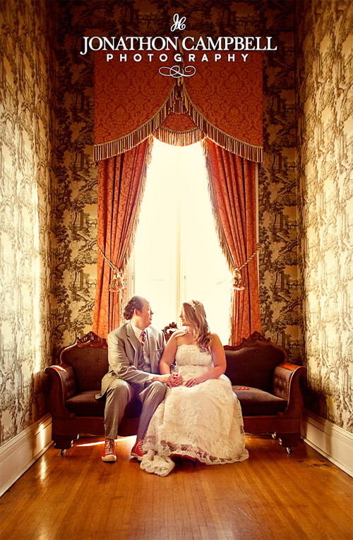 Nashville-bridal-engagement-portrait-location-bridal-photography-Two-Rivers-Mansion-Jonathon-Campbell-Photogrpahy