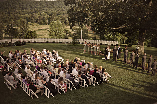 nashville-romantic-outdoor-wedding