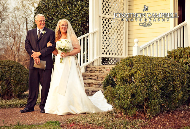 Nashville-wedding-photography-real-wedding-jonathon-campbell-photo-outdoor-wedding