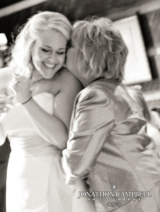 Nashville-wedding-photography-real-wedding-jonathon-campbell-photo-outdoor-wedding