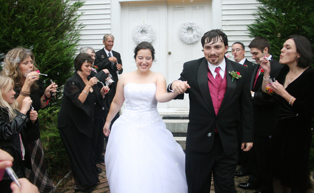 joon powell photography, nashville wedding, bubble send off, white