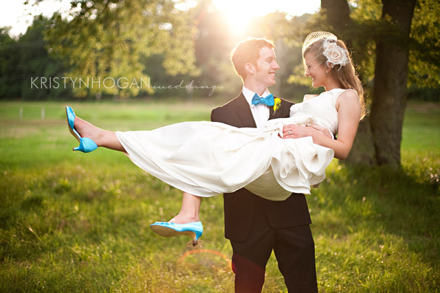 Kristyn-Hogan-Lifestyle-Wedding-photographer-loveless-cafe-barn-reception-country-wedding