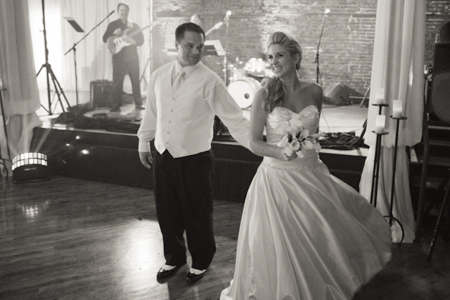 aVenue-Nashville-Wedding-Nashville-Event-Space-Jonathon-Campbell-Photography