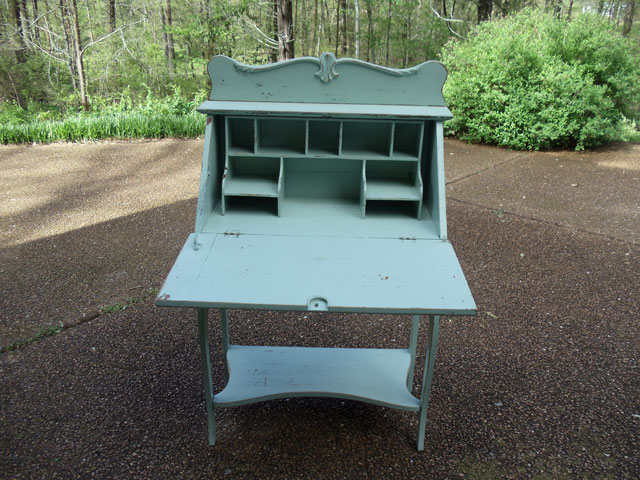 Nashville-wedding-rental-antique-desk