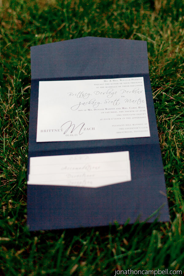 nashville-navy-classic-wedding-invitation