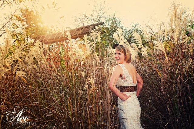 ace photography, nashville zoo, trash the dress, downtown, giraffe