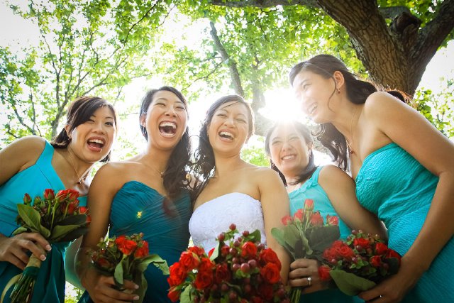 nashville wedding, outdoor photo, bride, bridesmaids, teal dresses