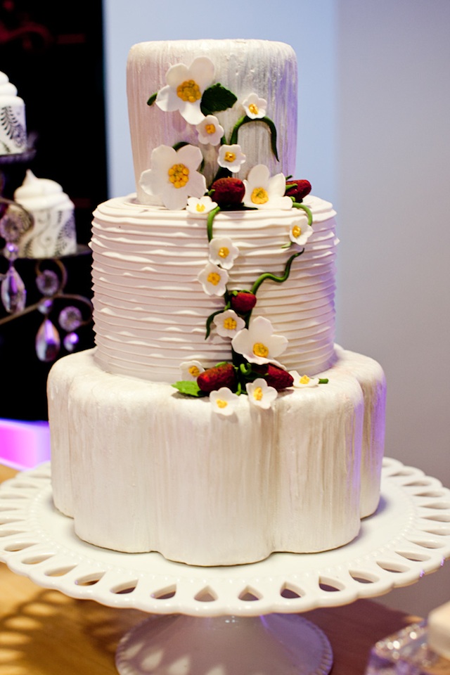 organic, wedding cake nashville