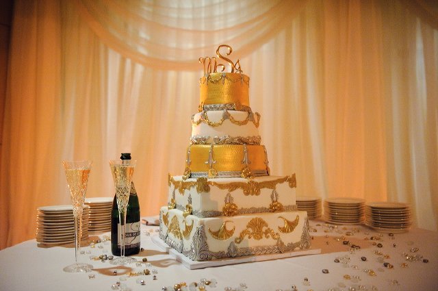 new years eve, nashville wedding, DIY bride, projects, gold, black