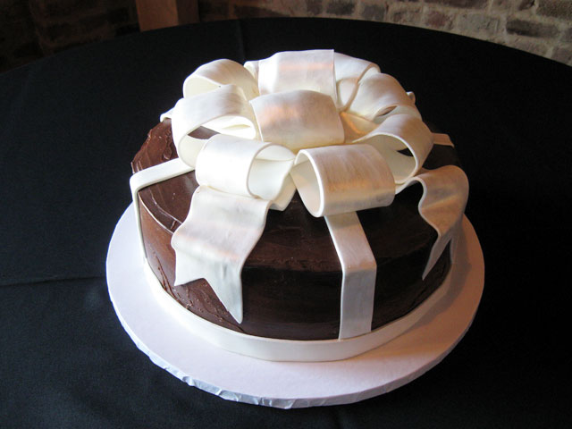 Nashville-holiday-cake-baker