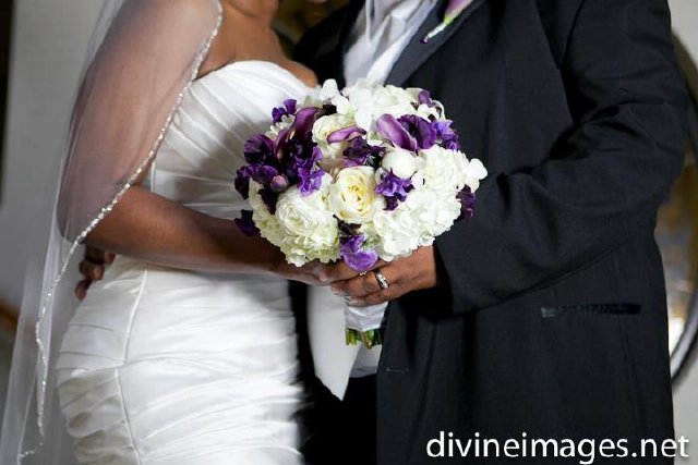 bride bouquet, rhonda patton weddings and events, florist, purple