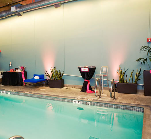 aloft-hotel-pool-nashville